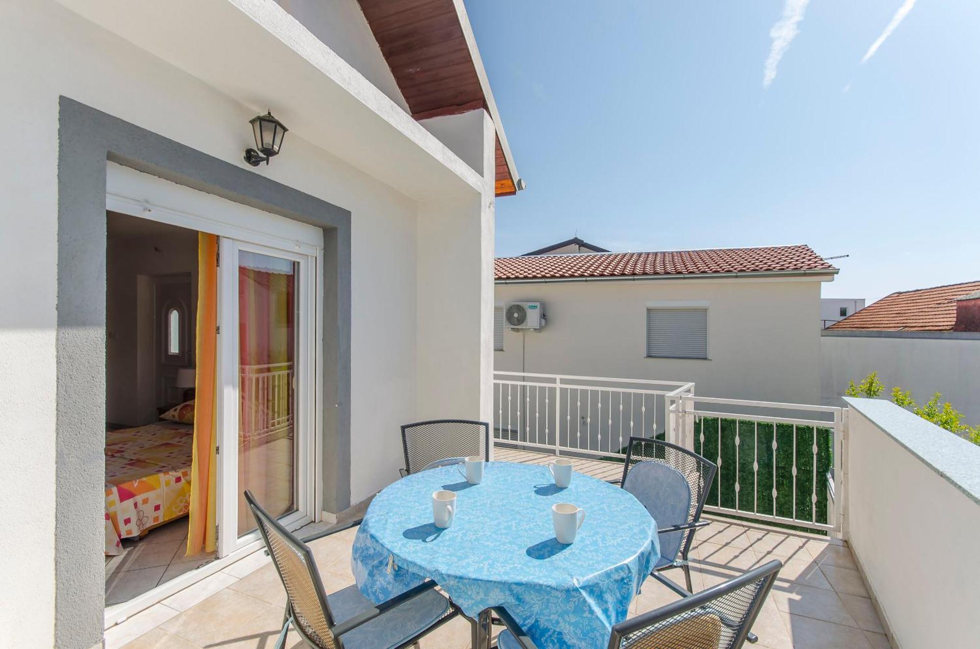 Apartments Danica Pirovac Zewnętrze zdjęcie